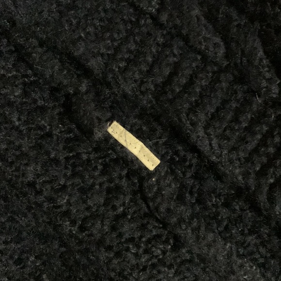 Forever 21 navy blue sweater M - Picture 7 of 9